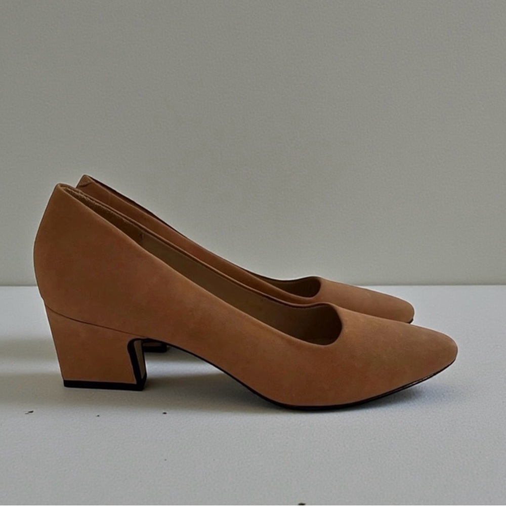 Franco Fortini Suede Block Heel Pumps (6.5)